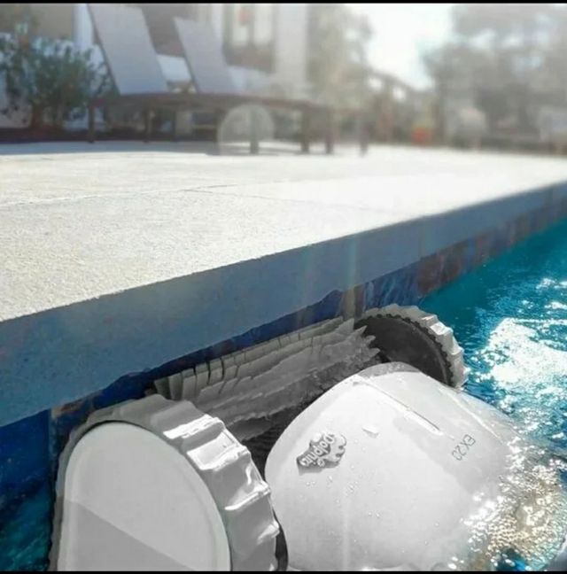 ROBOT DOLPHIN EX20 PARA PISCINA.