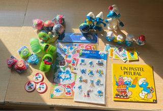 Lote Pitufos: Figuras, cromos, pegatinas