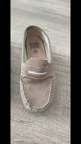 Mocasines ante beige niño