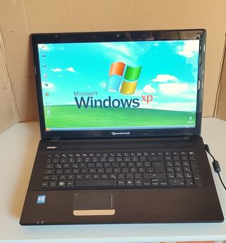 Portátil Packard Bell Windows XP- 17 pulgadas