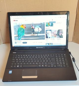 Portátil Packard Bell Windows XP- 17 pulgadas