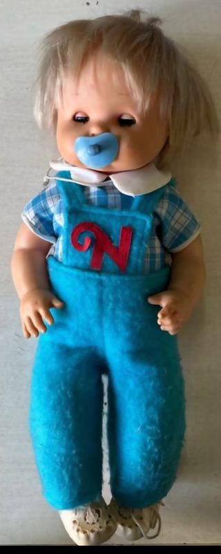 Muñeco Famosa Nenuco