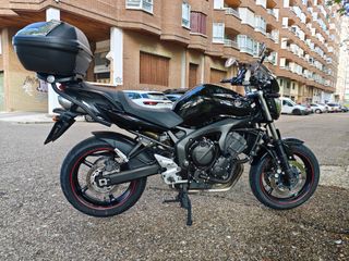 Yamaha FZ6 S2 - Moto