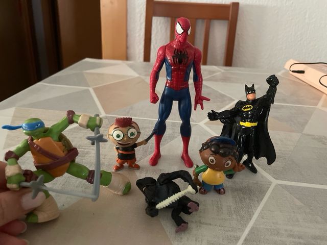 Muñecos de dibujos animados