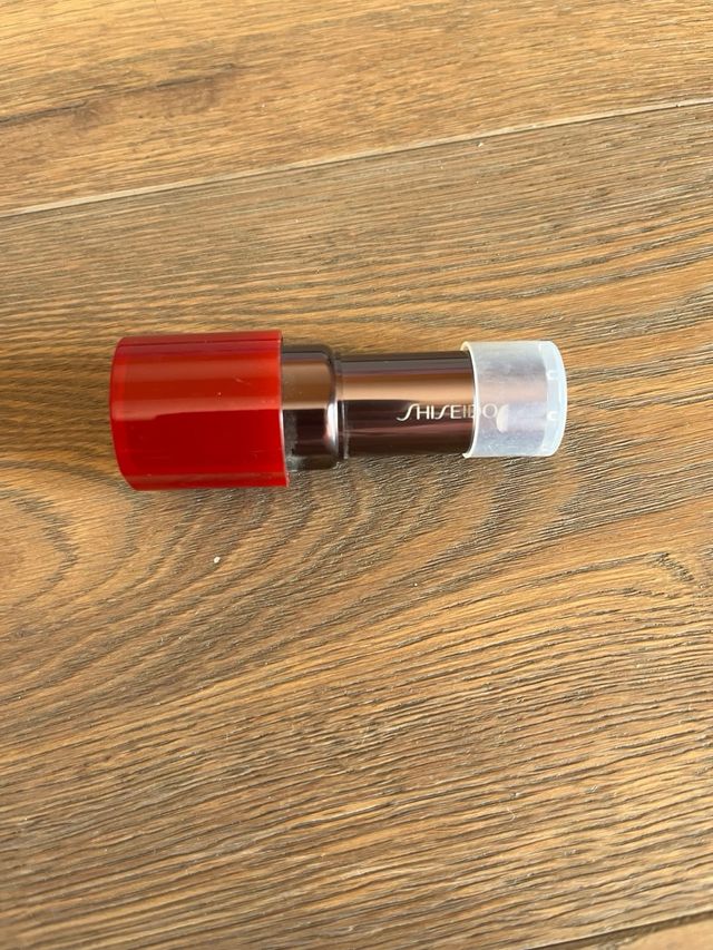 Rossetto Shiseido rosso