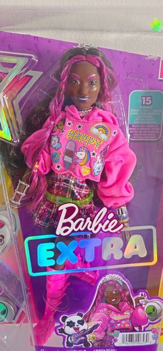 Muñeca Barbie Extra
