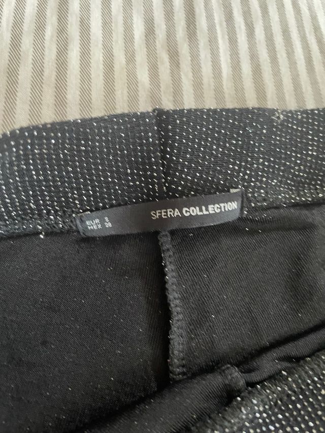 Pantalones anchos Sfera negros, talla S