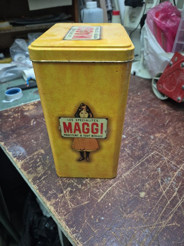 Lata vintage Maggi