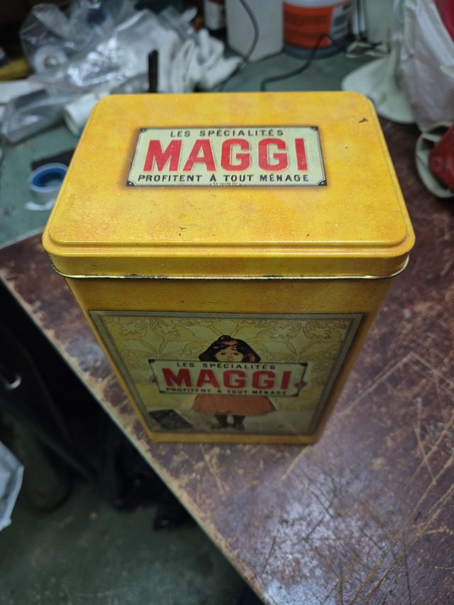 Lata vintage Maggi