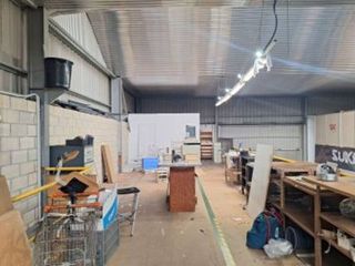 Local comercial en alquiler en Roces Sur en Gijón
