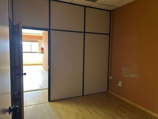 Nave industrial en venta en Can Parellada en Terrassa