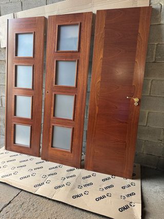 3 Puertas macizas madera - impecable 64cm hoja x2M