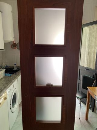 3 Puertas macizas madera - impecable 64cm hoja x2M