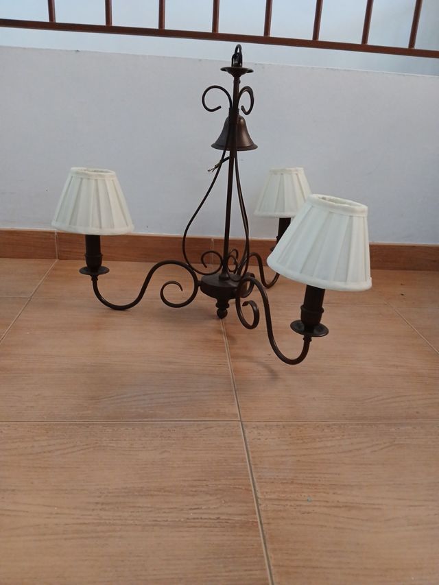 Lámpara 3 brazos estilo vintage