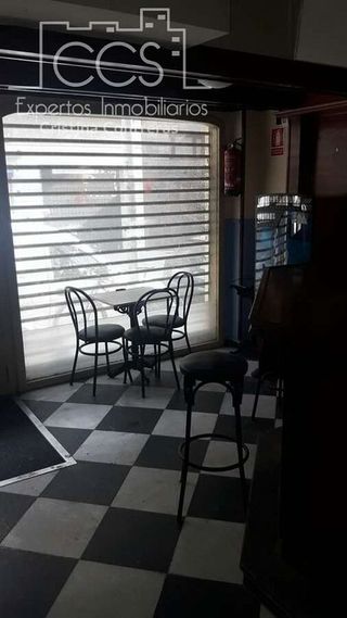 Local comercial en venta en Zona Bahía Blanca en Cádiz