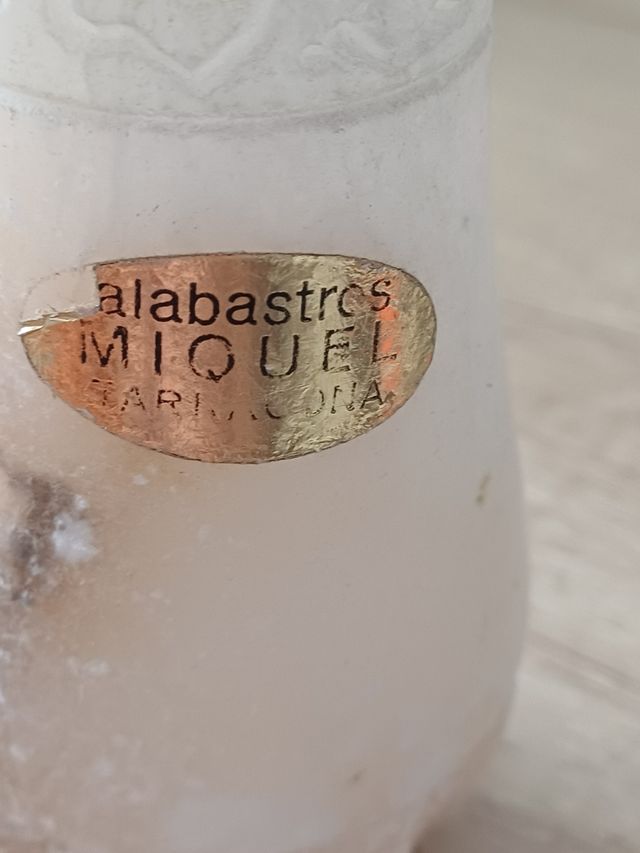 Jarrón alabastro Miguel Carmona
