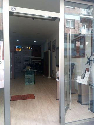 Local comercial en venta en Laviada en Gijón