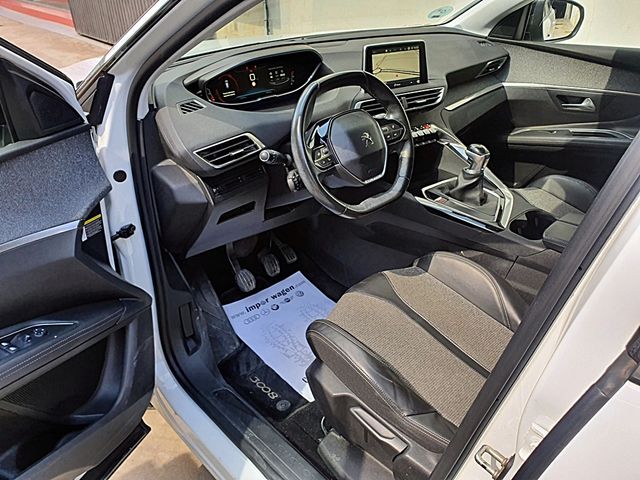 Peugeot 3008 HDI, 120cv, único prop, ALLURE