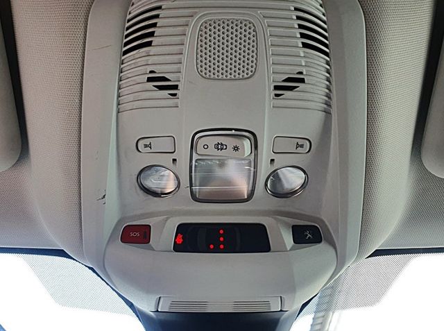 Peugeot 3008 HDI, 120cv, único prop, ALLURE