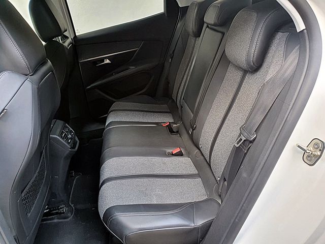 Peugeot 3008 HDI, 120cv, único prop, ALLURE