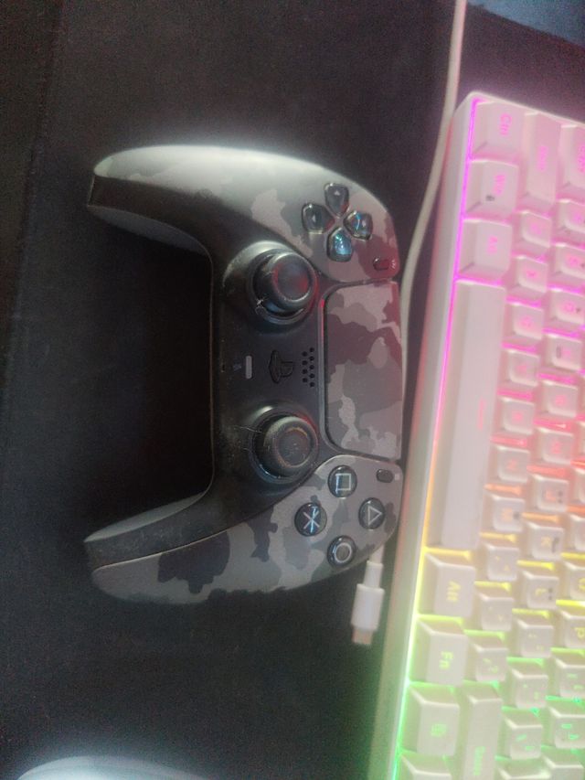 Controller PS5 - Grigio e mimetico