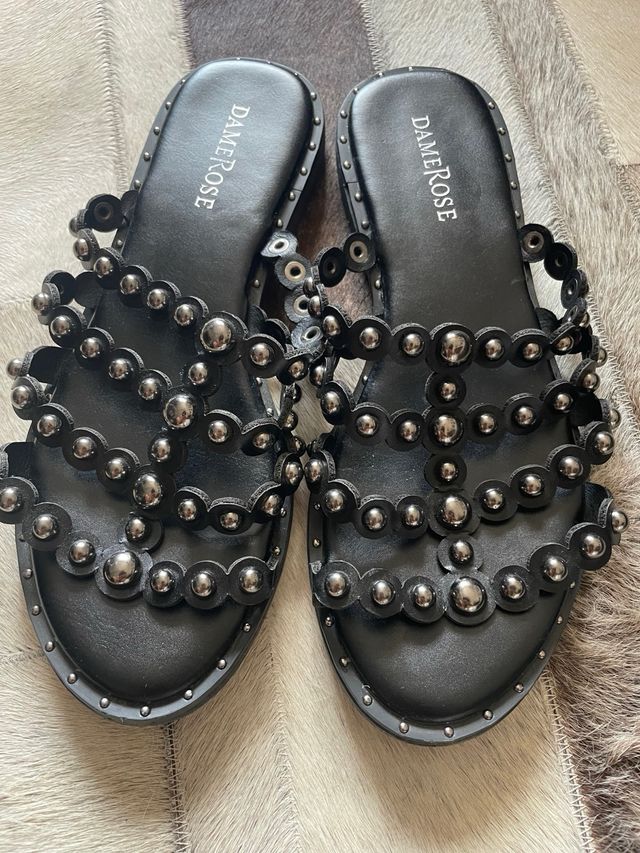 Ciabattine Damerose nere borchiate