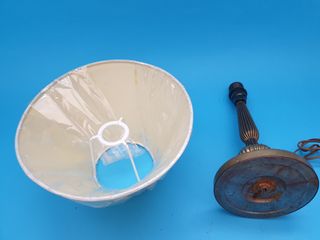 lume lampada lumetto comò comodino tavolo