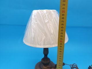 lume lampada lumetto comò comodino tavolo