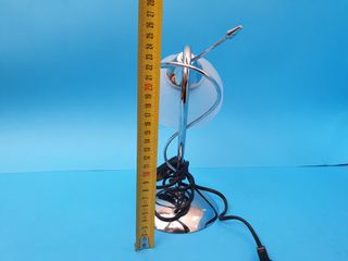 lume lampada lumetto comò comodino tavolo scrittoi