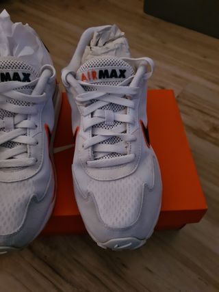 Zapatillas Nike Air Max - naranja y Blancas