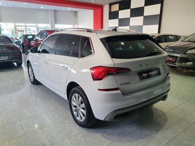 Skoda Kamiq, Automático, carplay, navegador....