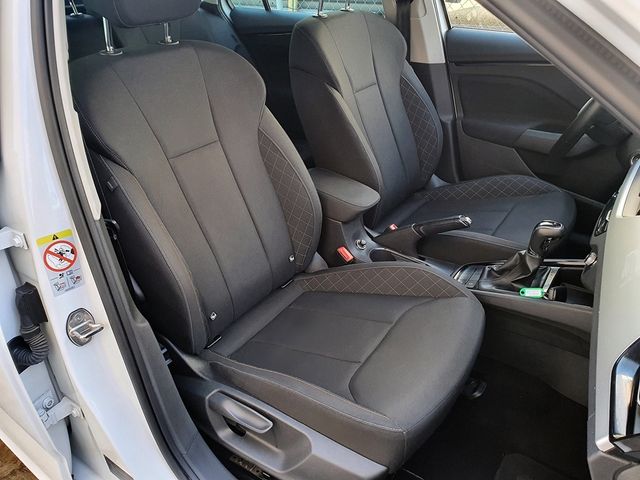 Skoda Kamiq, Automático, carplay, navegador....