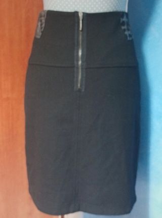 Falda negra SYM - Talla M