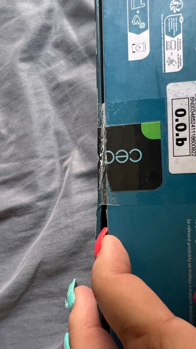 NUEVO,SIN ESTRENAR!! 
Cecotec Airglam Champagne