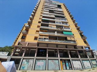 Local comercial en venta en La Verneda i la Pau en Barcelona