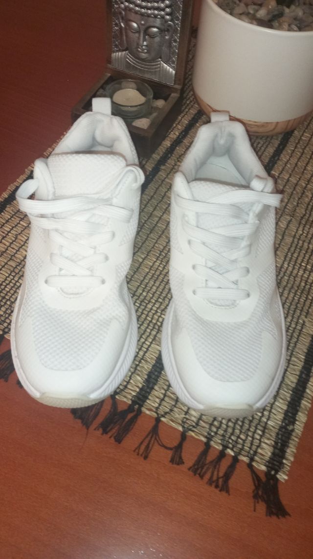 Zapatillas blancas mujer