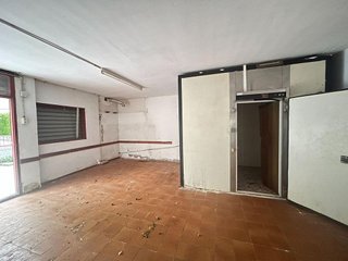 Local comercial en venta en Segur Platja en Calafell