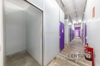 Trastero en venta en Polígono Industrial en Ripollet