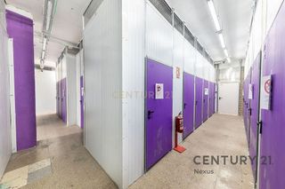 Trastero en venta en Polígono Industrial en Ripollet