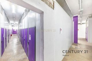 Trastero en venta en Polígono Industrial en Ripollet