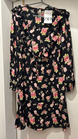 Vestido Zara flores - nuevo con etiqueta
