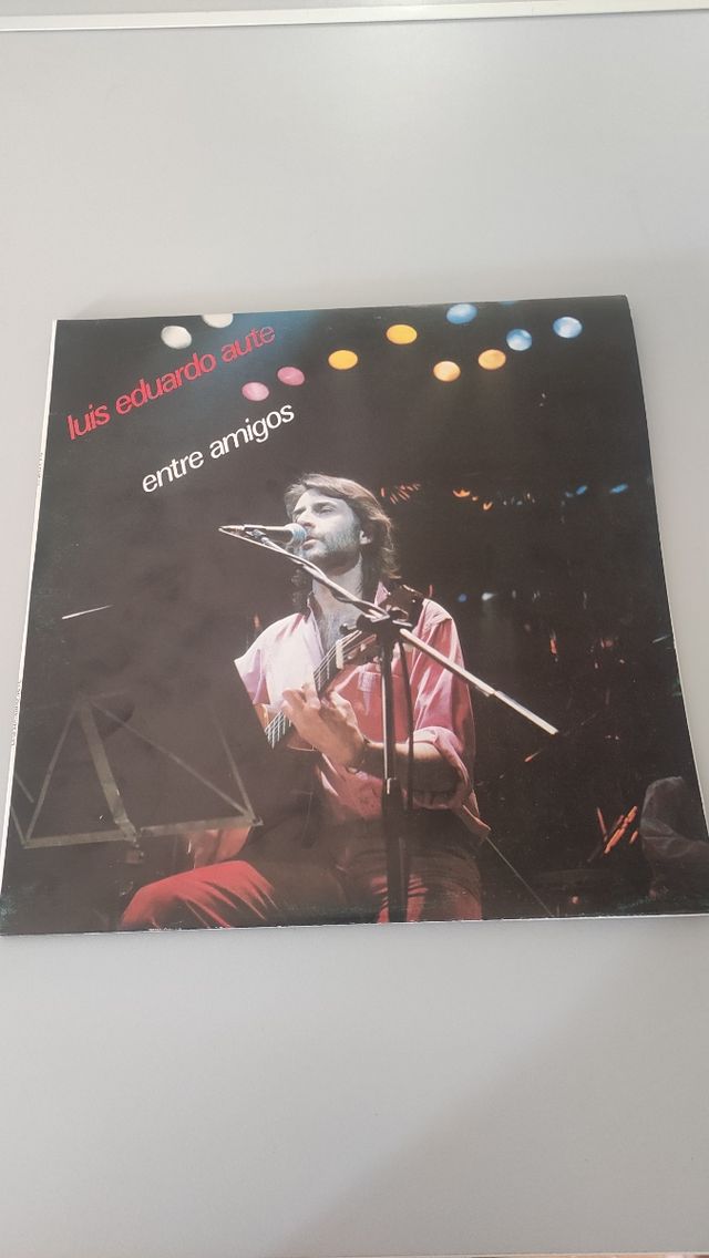 LP Luis Eduardo Aute - Entre Amigos
