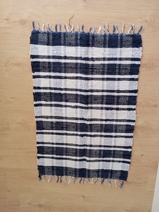 Alfombras algodón azul marino y blanco.