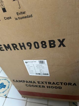 Campana extractora EMRH908BX nueva.  SIN ABRIR 