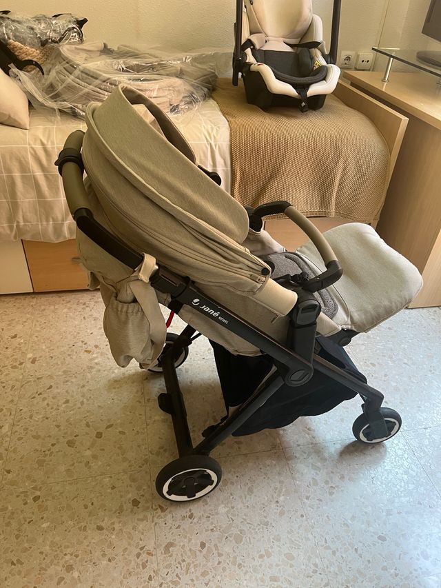 Jané Newel 3 en 1 - Cochecito