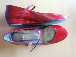 Zapatos charol rojos