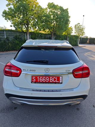 Mercedes-Benz GLA (H247) 2014