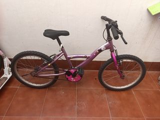 Bicicleta rosa niña