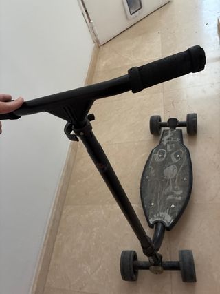 Patinete 4 ruedas buen estado