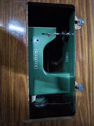 Máquina coser Wertheim Antigua